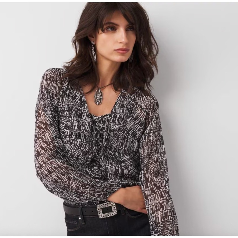 White House Black Market Chiffon Ruffle Front Blouse Black White Geo Large NWT